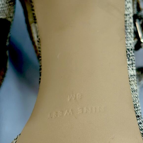 Nine West Cream Heels with Pointed Toe and Ankle Strap T Strap Snake Print 8 - Picture 10 of 13